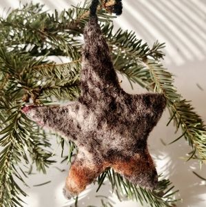 Handmade wool star-shaped ornament